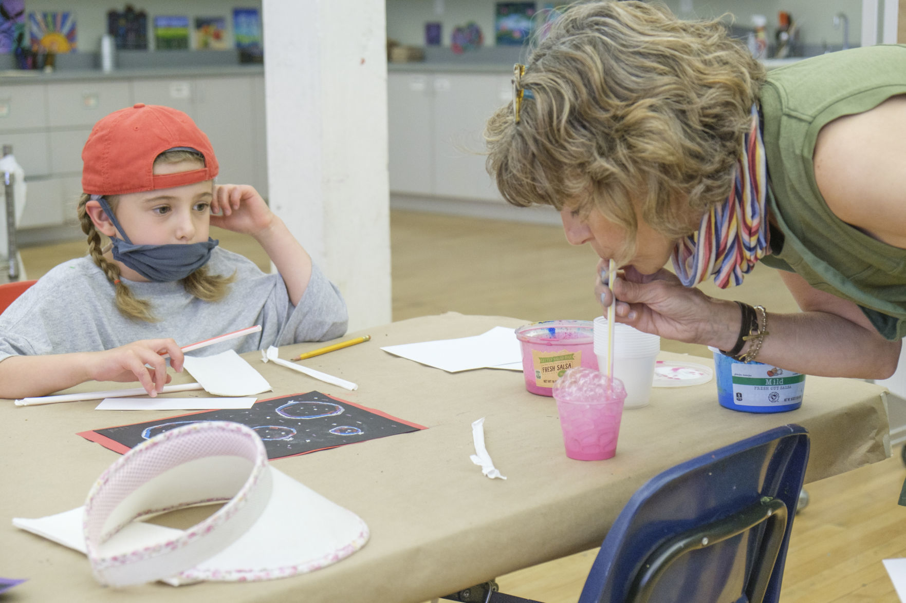 GALLERY-Bubble-Art-Class-061120-23.jpg